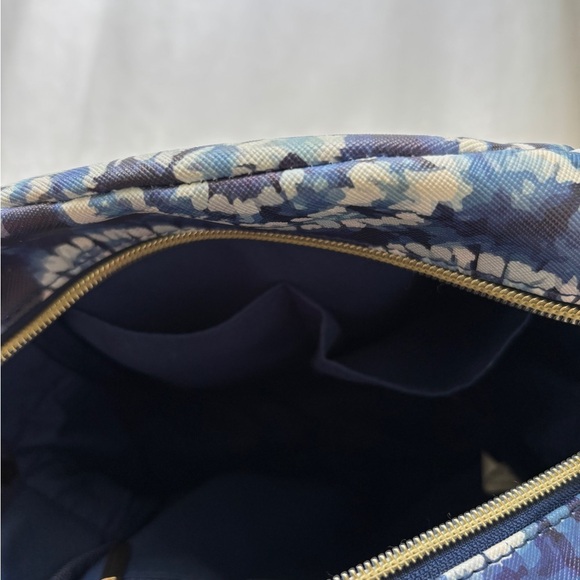 Small Vinyl Backpack. Blue and White. Excellent condition. - Picture 5 of 11